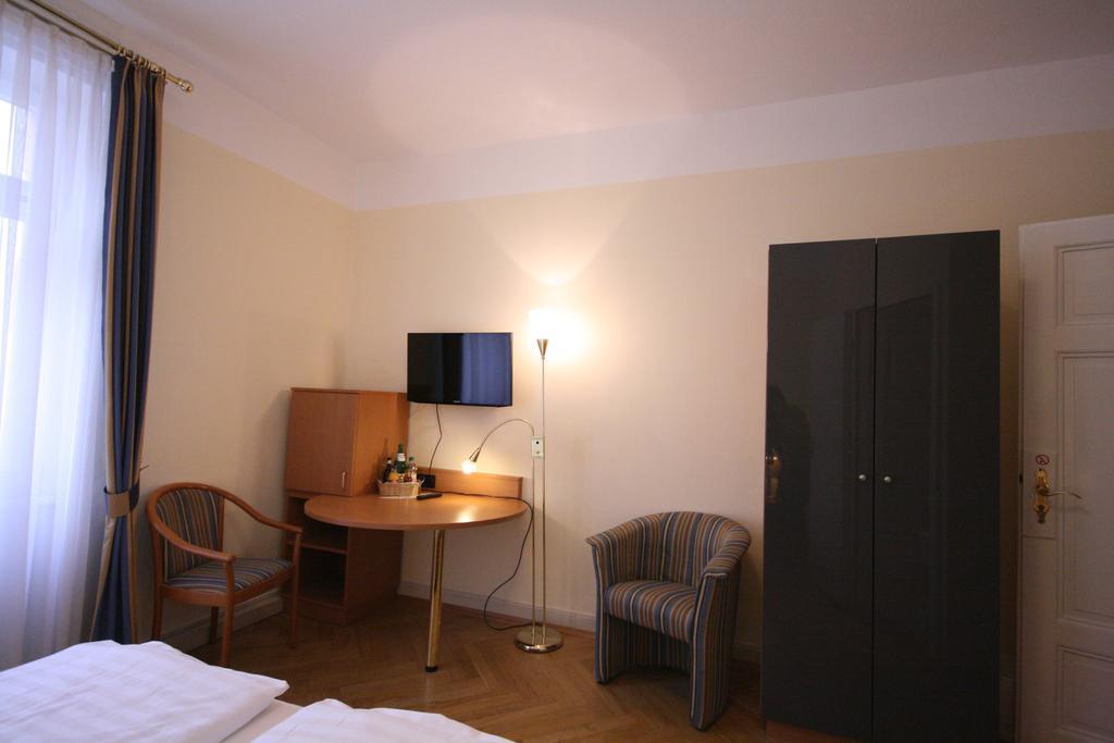 Altstadt Hotel Heidelberg Exterior foto