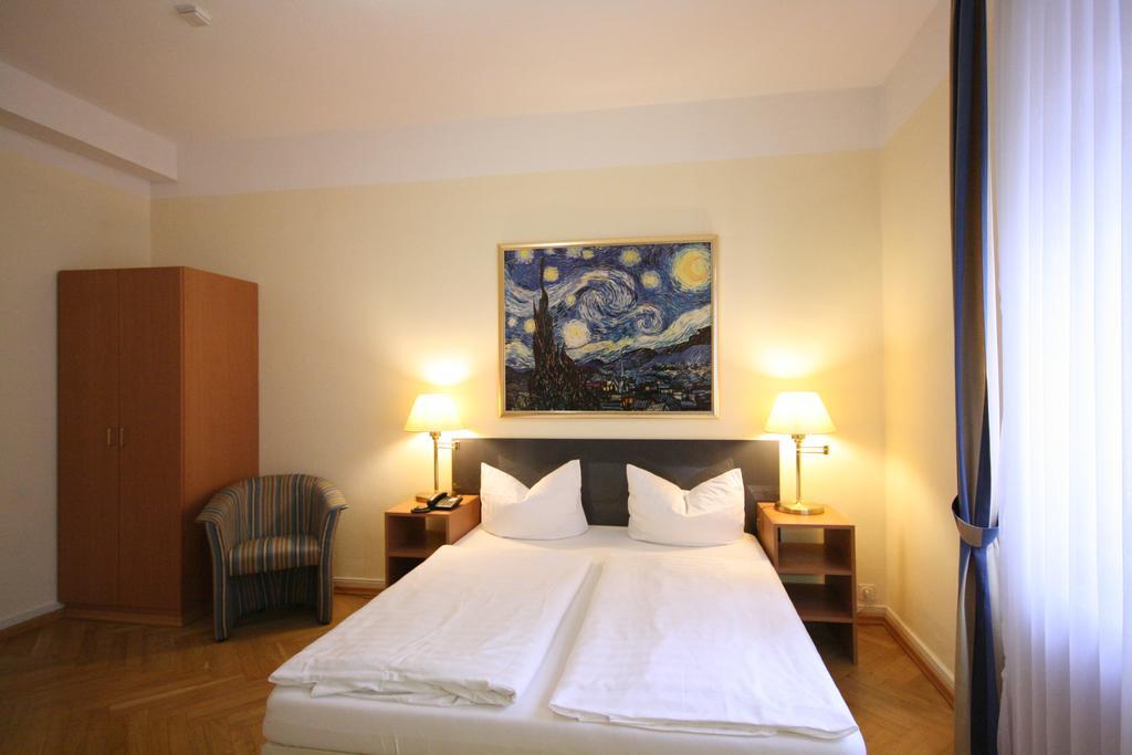 Altstadt Hotel Heidelberg Exterior foto